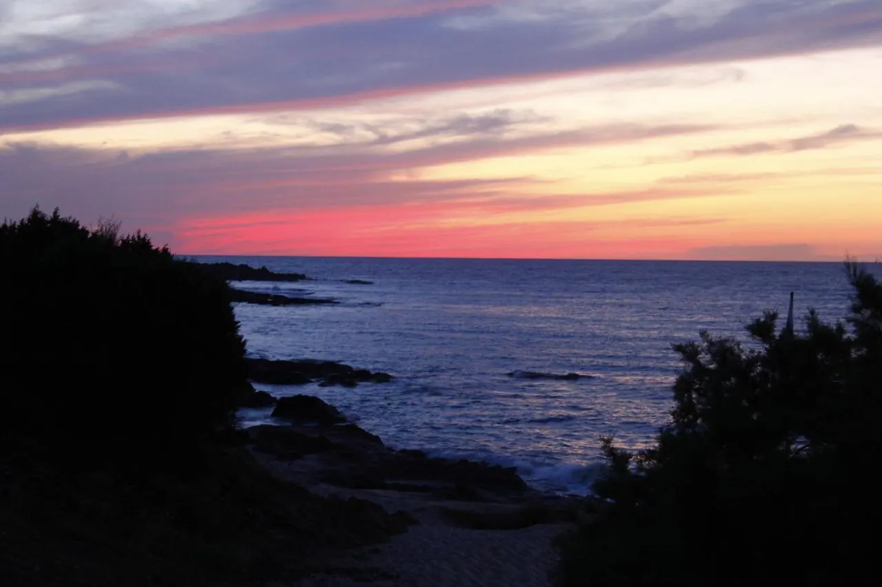 La Rosa Rossa Villa Isola Rossa Tatil Evi Isola Rossa (Sassari)