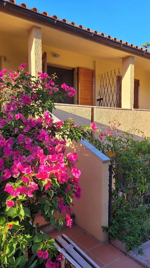 Holiday home La Rosa Rossa Villa Isola Rossa