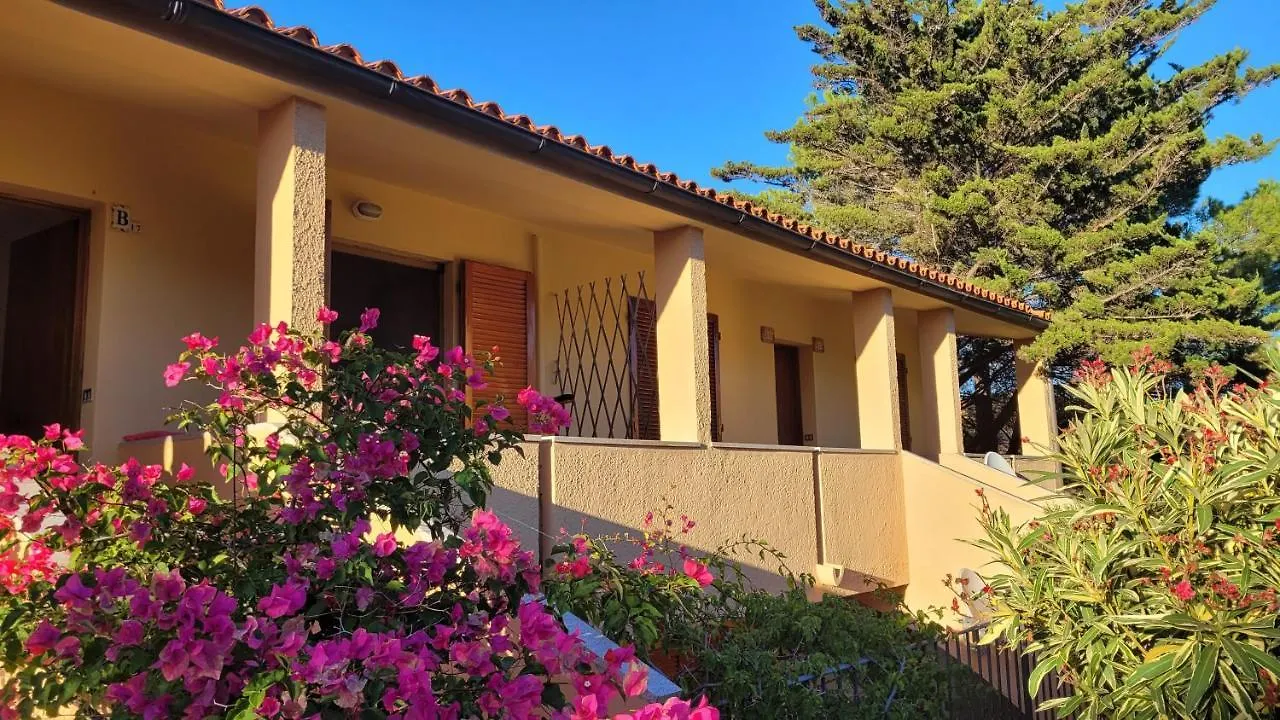 La Rosa Rossa Villa Isola Rossa Italy