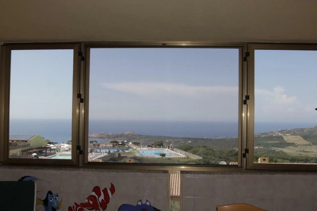 La Rosa Rossa Villa Isola Rossa İtalya